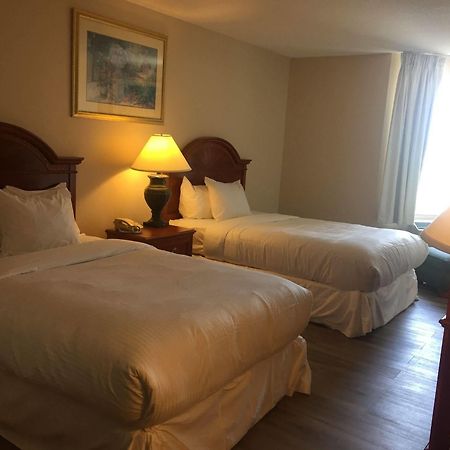 Toronto Plaza Airport Hotel Extérieur photo