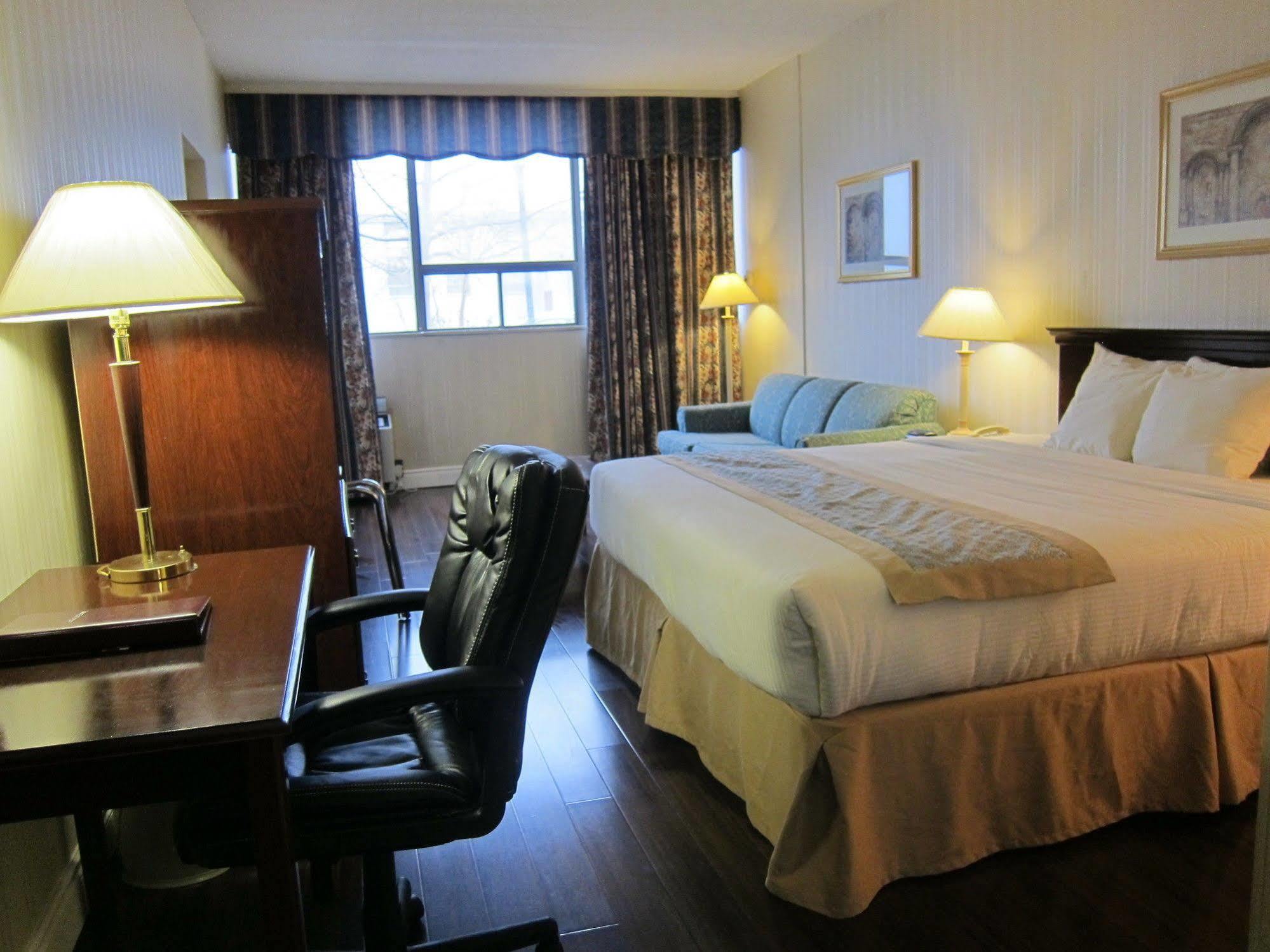 Toronto Plaza Airport Hotel Extérieur photo