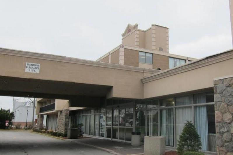 Toronto Plaza Airport Hotel Extérieur photo